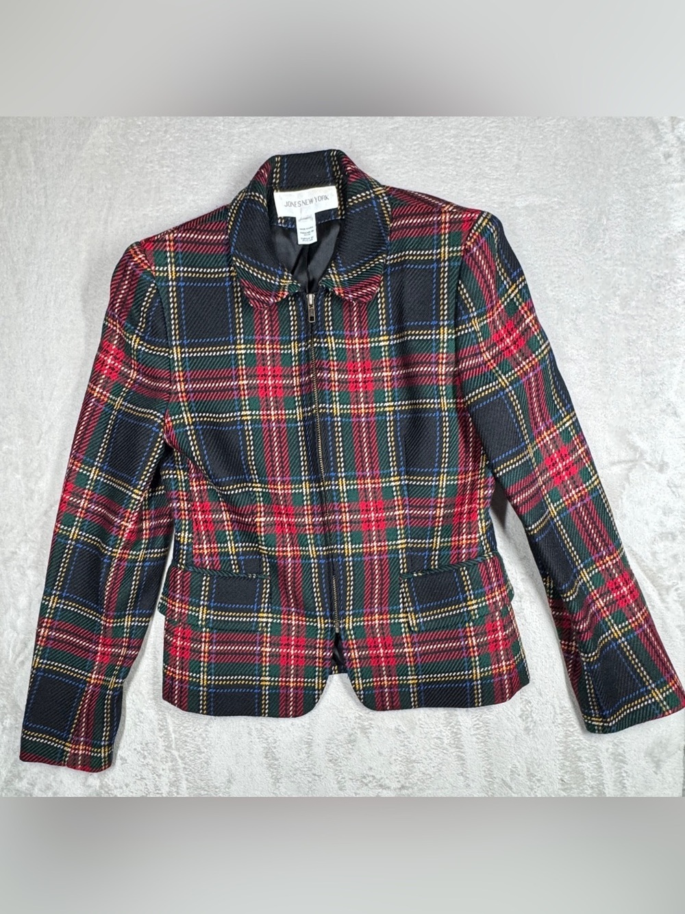 Jones New York 100% Pure Wool Tartan Plaid Black Red Zip Front Academia Blazer 8